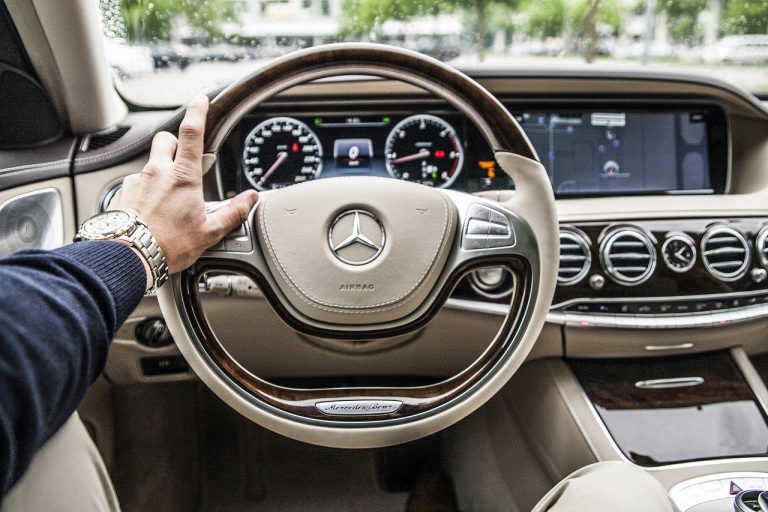 Nieuwe auto nodig, maar niet genoeg spaargeld? Dit zijn je mogelijkheden