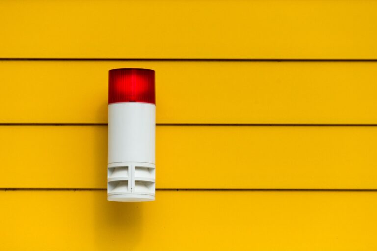 Een veilige woning kan je verzorgen met een alarmsysteem